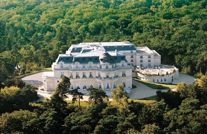 Un séminaire dans un écrin de verdure à 30 minutes de Paris au Château Hôtel 
Mont Royal Chantilly****